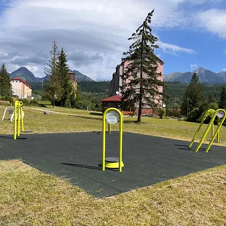 Cozy By The Forest Apartment Tatranska Strba