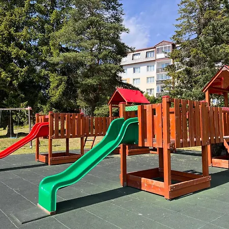 Lägenhet Cozy By The Forest *